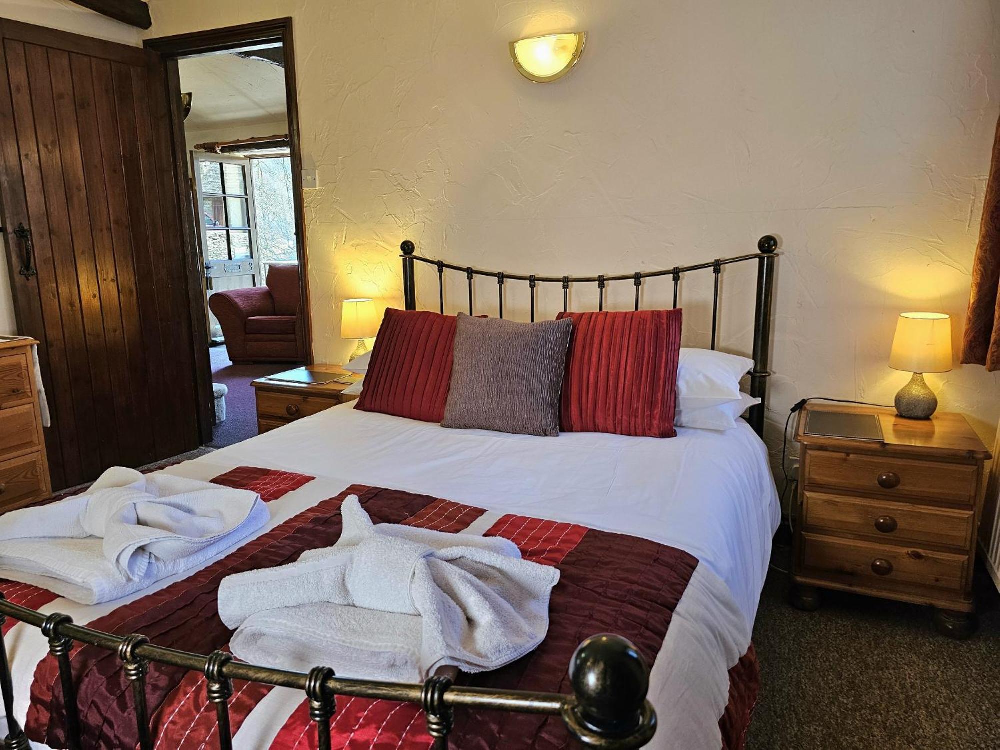 Simonsbath House Hotel Room photo